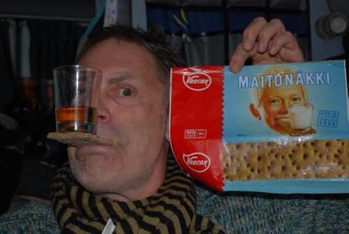 Martin isst Knckebrot